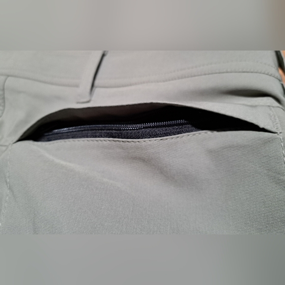 Tilley Canada Men's Pants Hiking Outdoors Ripstop Green  HQ Size 44 Actual 45x30 - Picture 10 of 12